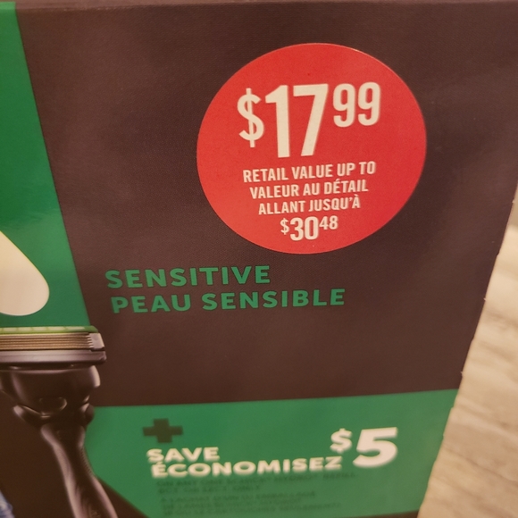 💥Free add on💥 Schick gift set - Picture 2 of 3